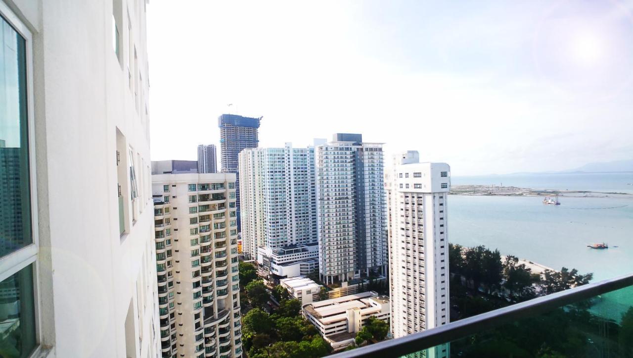 Mansion One Entire House 3 Queenbeds - Spacious Balcony Seaview 조지타운 외부 사진